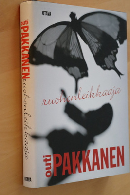 Outi Pakkanen : Ruohonleikkaaja ( 1.p. 2006 )