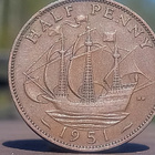 Half Penny 1951. Pronssivärinen kolikko. Halkaisija - 24 mm. - pikkukuva 1