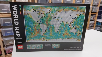LEGO 31203: World Map