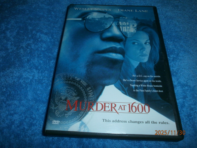 MURDER AT 1600 - MURHA VALKOISESSA TALOSSA    -    DVD