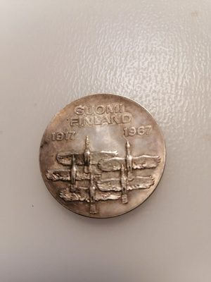 Hopeinen 10 markan kolikko