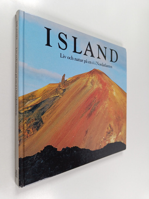 Bernard Scudder : Island : liv och natur på en ö i Nordat...