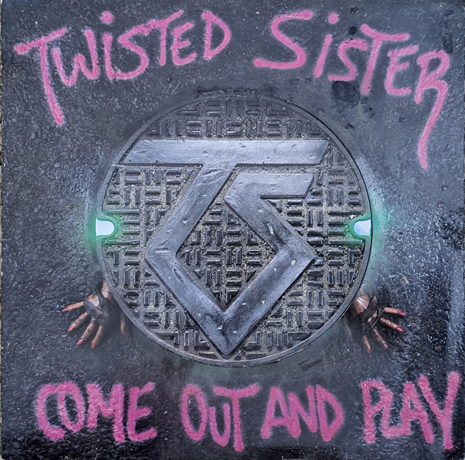 TWISTED SISTER - Come Out And Play    LP