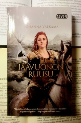 Johanna Valkama - Jäävuonon ruusu (pokkari)