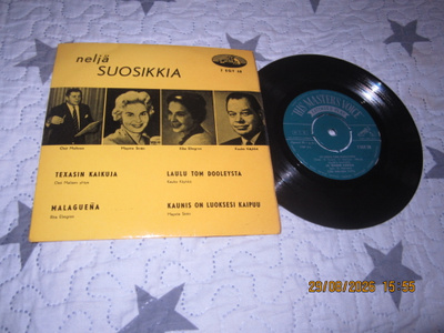 Various – Neljä Suosikkia ; mm kaarina heikkinen