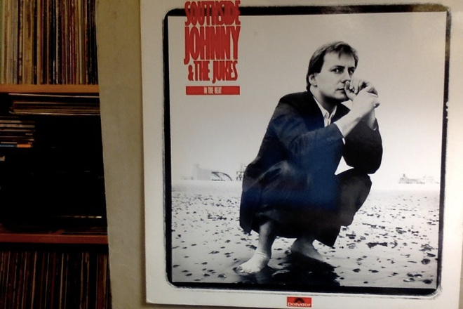 SOUTHSIDE JOHNNY & THE DUKES :: IN THE HEAT..VINYYLI LP 1984