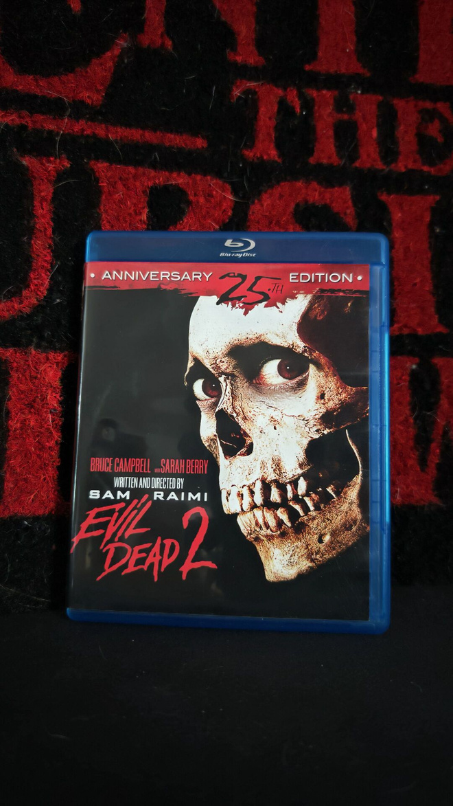 Evil Dead 2 -elokuvan 25-vuotisjuhlaversio