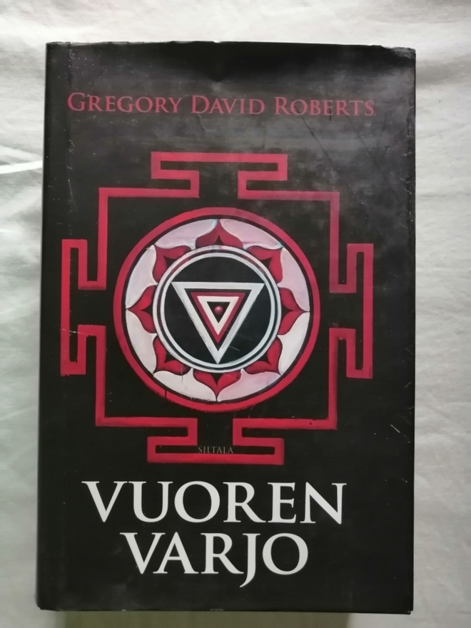 Roberts, Gregory David: Vuoren varjo (kovakantinen)