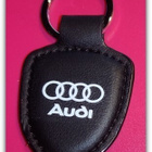 Pieni nahkainen Audi avaimenperä - pikkukuva 1