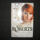 Nora Roberts:Jotain uutta v.2011 - pikkukuva 1