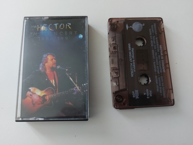 HECTOR IN CONCERT c-kasetti ( mm. PALKKASOTURI )