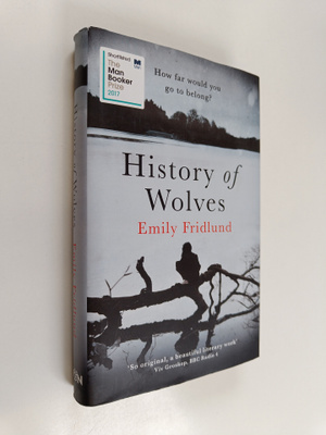 Emily Fridlund : History of wolves