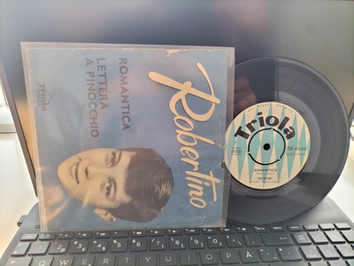 ROBERTINO, Romantica/Lettera a pinocchio, 7'' DEN -61