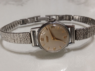 Tissot Swiss Made rannekello naisten