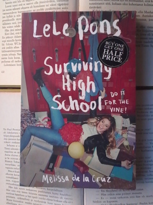 Melissa de la Cruz, Lele Pons - Surviving High School