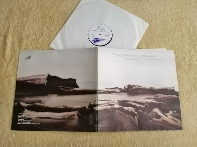 THE MOODY BLUES - Seventh Sojourn LP
