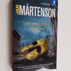 Jan Mårtenson : Den grekiska hjälmen : en Homandeckare - pikkukuva 1