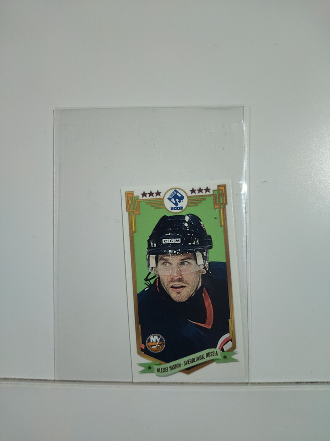 2001-02 Pacific Private Stock - PS-2002 #46 Alexei Yashin
