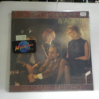 TOPI SORSAKOSKI & AGENTS - BESAME MUCHO M-/EX LP - pikkukuva 1