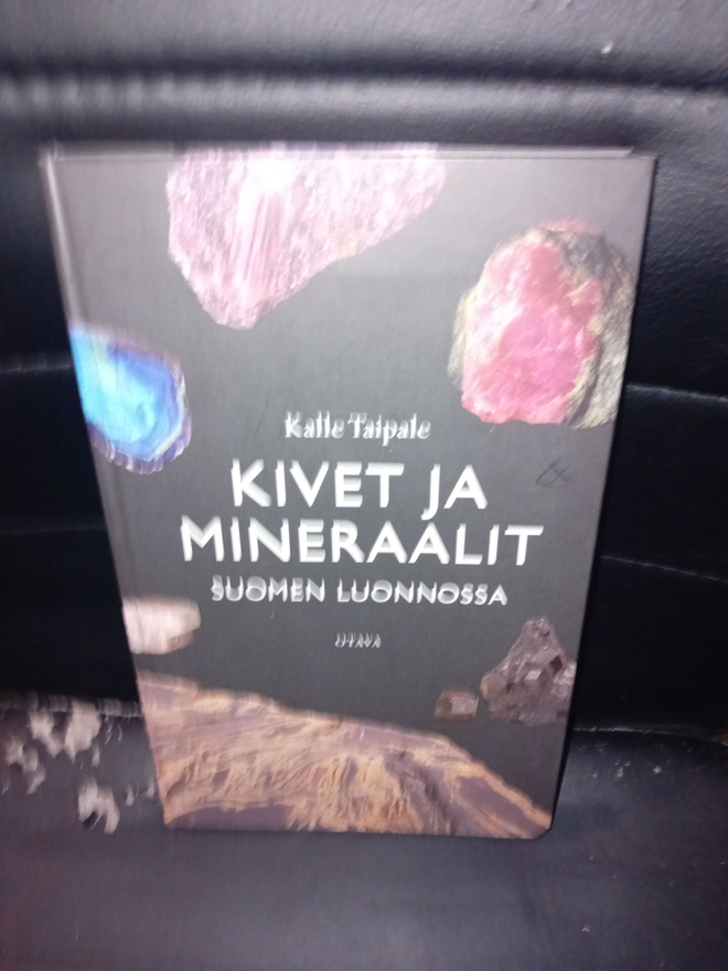Taipale  : Kivet ja mineraalit Suomen luonnossa