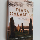 Diana Gabaldon : Tulivana : neljä Matkantekijä -kertomusta - pikkukuva 1