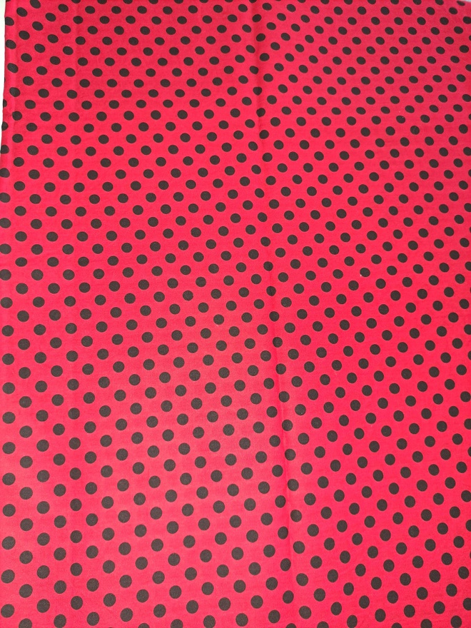 Musta punainen polka dot puuvillakangas 200x140cm