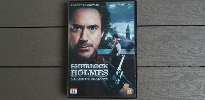 DVD: Sherlock Holmes: A Game of Shadows (Robert Downey Jr.,)