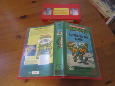 Turtles 1 VHS vuokravideo *ISOKOPPA!*