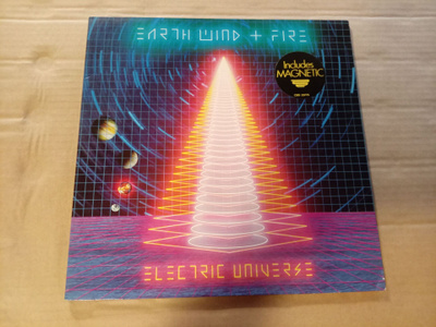 lp Earth, Wind and Fire