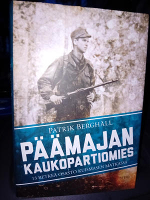 Berghäll : Päämajan kaukopartiomies ( SIS POSTIKULU  )