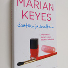 Marian Keyes : Säätäen ja soveltaen : kirjoituksia pienen... - pikkukuva 1