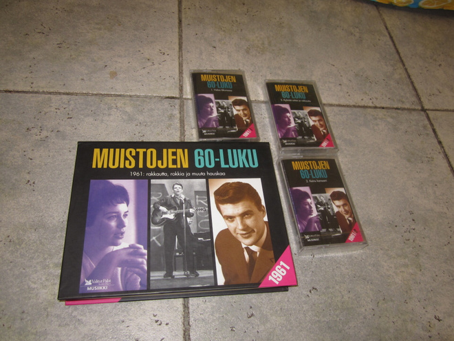 MUISTOJEN 60 LUKU 1961 - AVAAMATTOMAT 3 C-KASETTIA