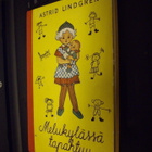Astrid Lindgren : Melukylässä tapahtuu ( 1 p. 1952 ) - pikkukuva 1
