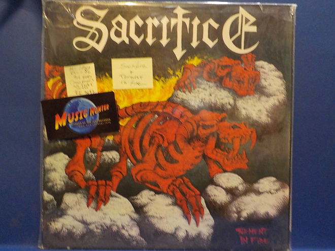 SACRIFICE - TORMENT IN FIRE - MISSPRINT EU 1986 M-/EX+  LP