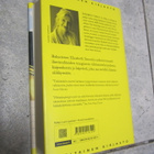 Elizabeth Strout - Pikkukaupungin tyttö - pikkukuva 2