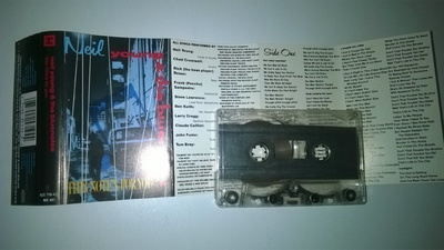 NEIL YOUNG & THE BLUENOTES - This Note's For You (c-kasetti)