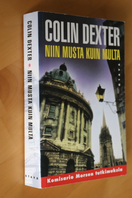 Colin Dexter : Niin musta kuin multa (1999 Otava pokkari)