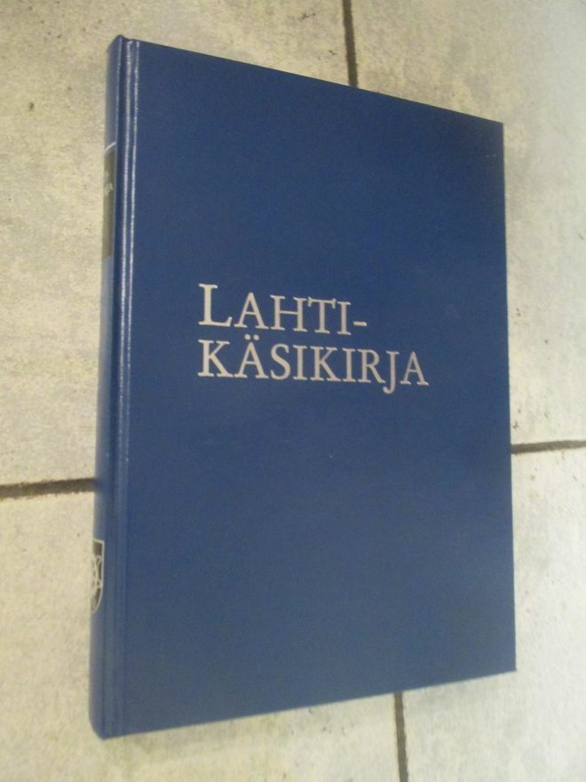 LAHTI-KÄSIKIRJA : juhani pihlaja