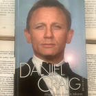 Sarah Marshall - Daniel Craig: mies James Bondin takana - pikkukuva 1