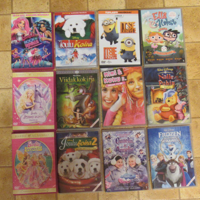 12 kpl:n paketti lasten dvd-elokuvia kerralla