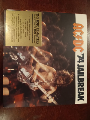CD: AC/DC - '74 Jailbreak