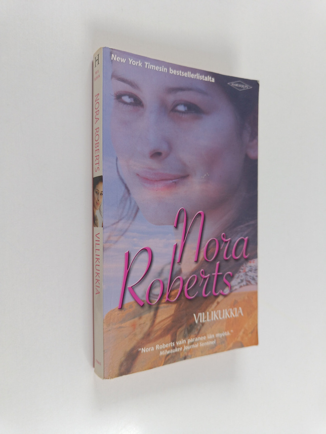 Nora Roberts : Villikukkia