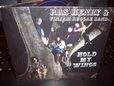 CD : RAS HENRY & FINJAM REGGAE BAND ( Sis. postikulut )