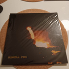 Mokoma - Valu 2022 LP. Tehdasmuoveissa. - pikkukuva 1