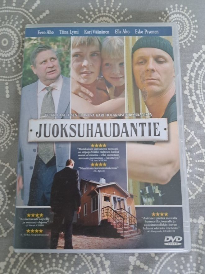 Juoksuhaudantie dvd