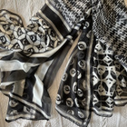AITO ESCADA SILKKIHUIVI/-SHAALI (135 X 135) (yli 400 €) - pikkukuva 1