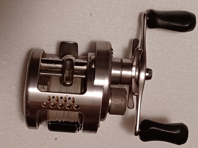 +++Shimano Calcutta te 200 dc+++