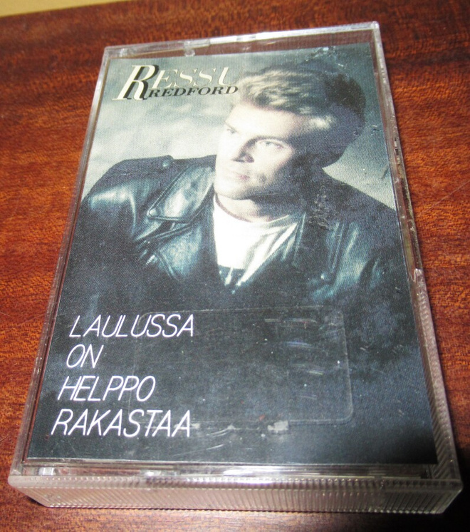 Ressu Redford Laulussa on helppo rakastaa c-kasetti