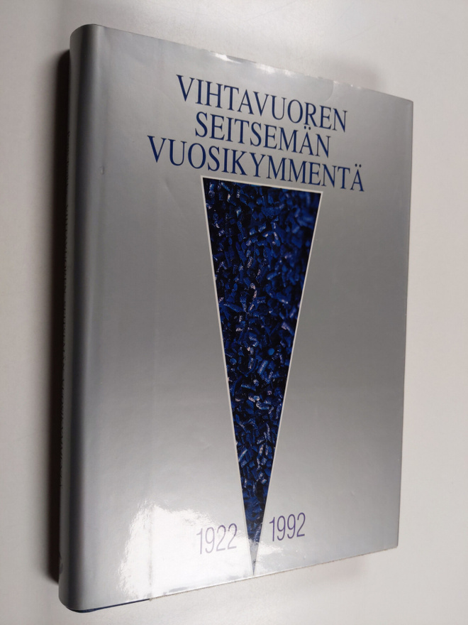 Pertti Torikka : Vihtavuoren seitsemän vuosikymmentä : 19...