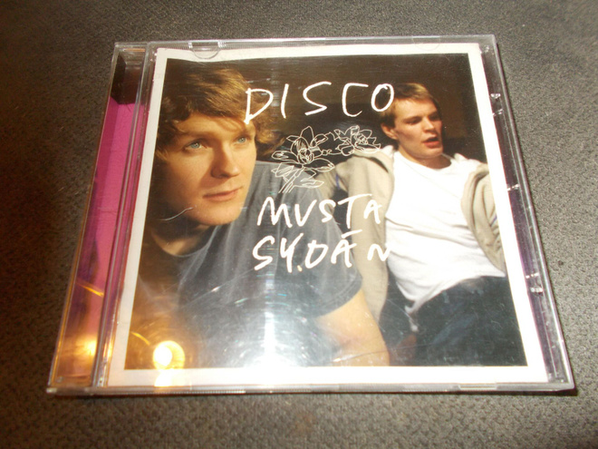 CD DISCO ** MUSTA SYDÄN **